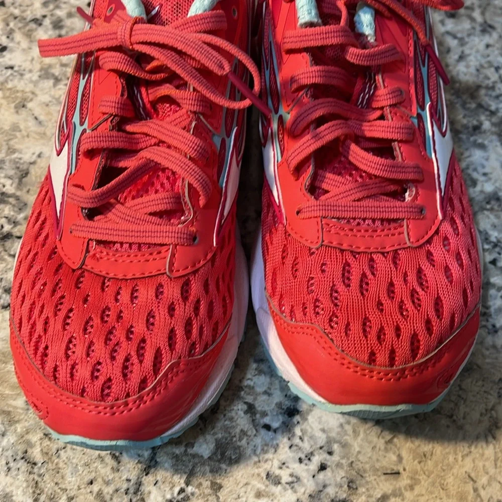 Mizuno Wave Catalyst 2 Sneakers - Picture 6 of 9